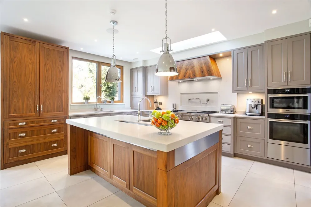 Bramcote Road, London, SW15 photo 2