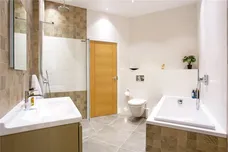 Bramcote Road, London, SW15 photo 9