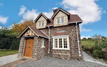 Downes Estates, Downes, Crediton