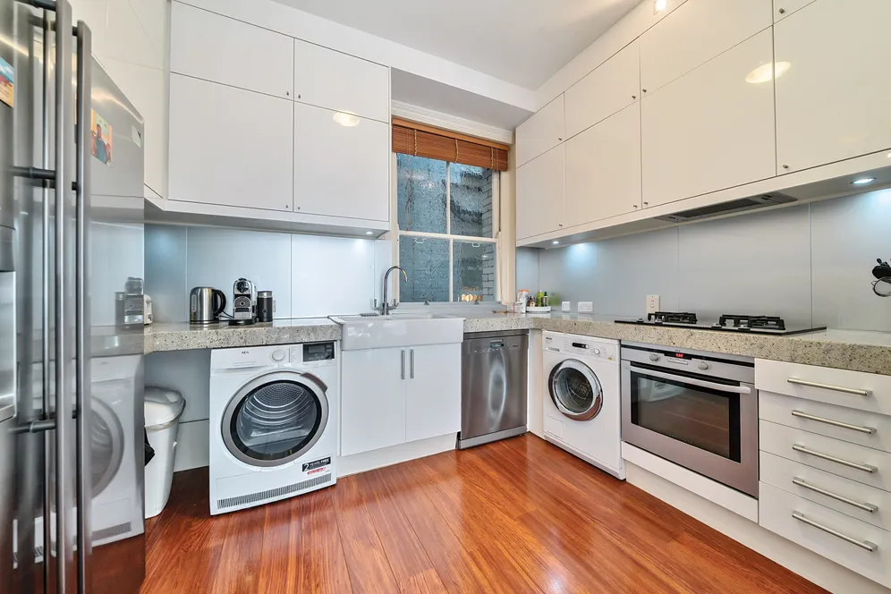 Abingdon Road, London, W8 photo 11
