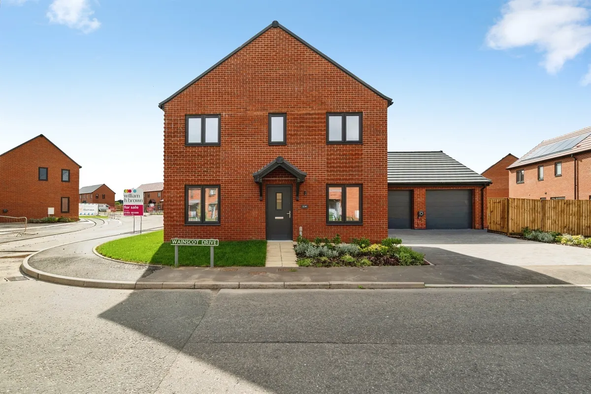 Wainscott Drive, Bradwell, Great Yarmouth