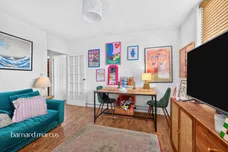 Hillcrest, Sunray Avenue, London