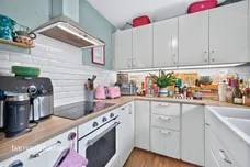 Hillcrest, Sunray Avenue, London