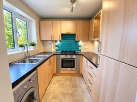 Basing Road, BANSTEAD photo