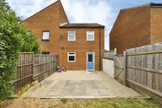 Barnard Court, Wells