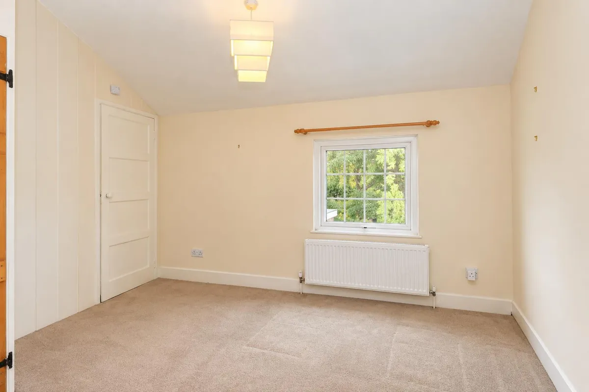 Railway Cottages, Tring, Hertfordshire, HP23 5QT