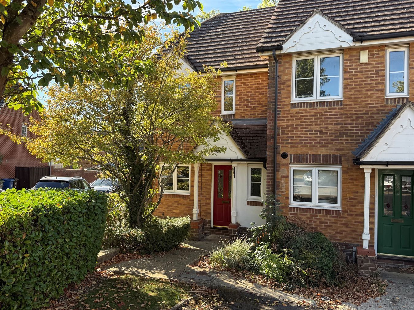 Lyon Oaks, Warfield, RG42 Image 1