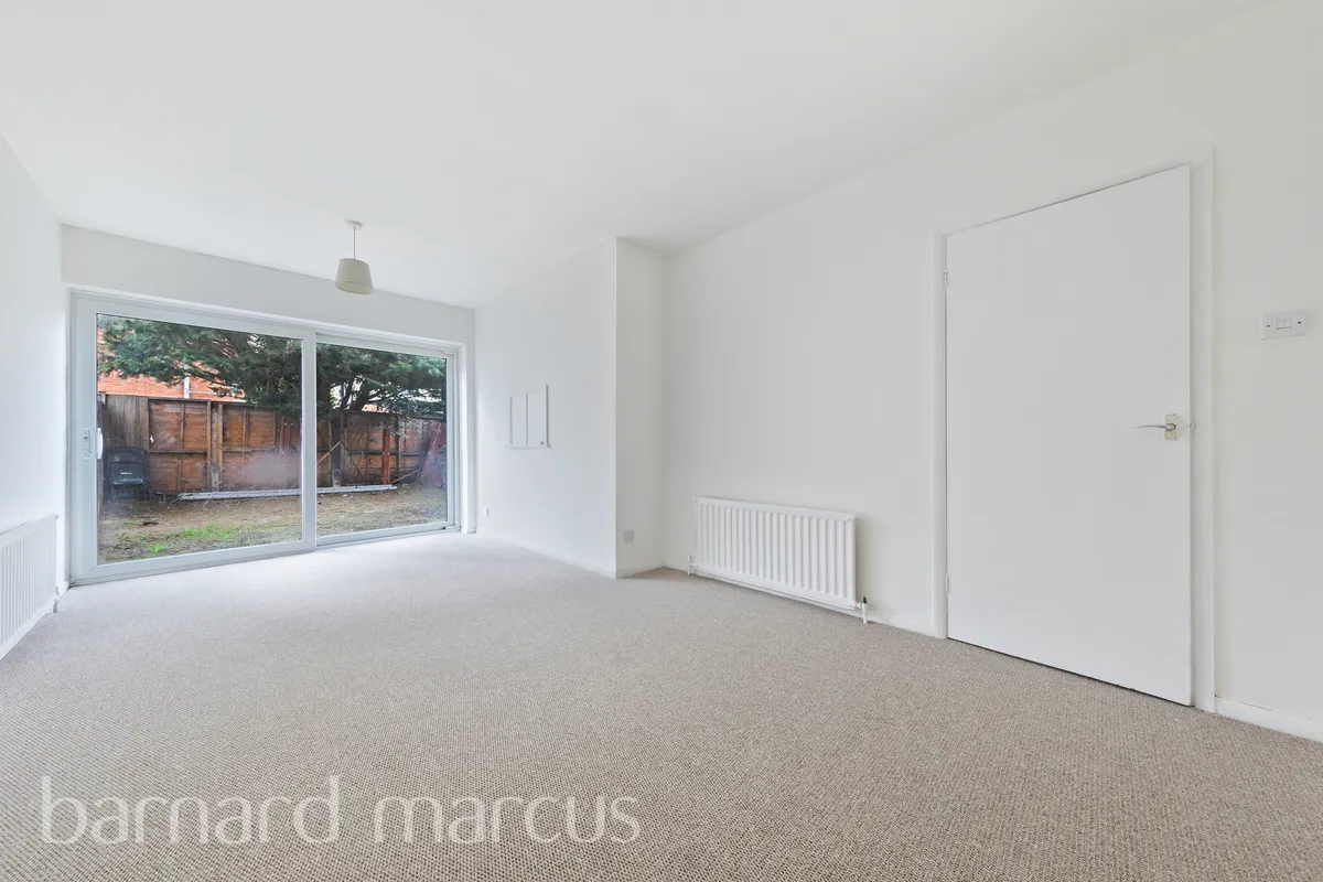 Midhurst Avenue, CROYDON