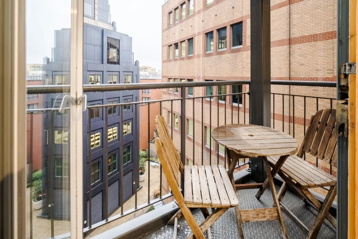 Aldersgate Street London EC1A photo 4