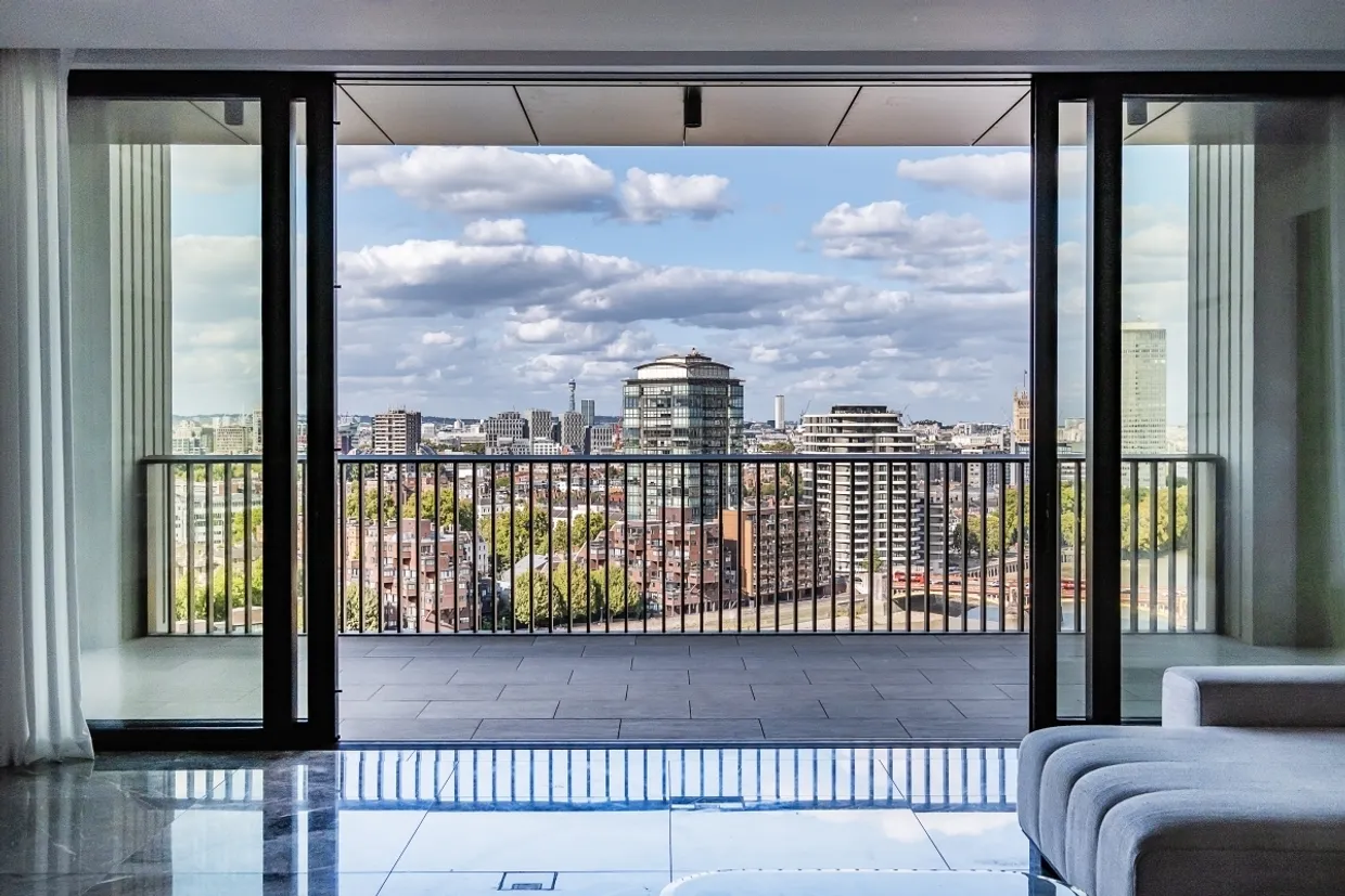 Oak Lane Nine Elms SW8 photo 12
