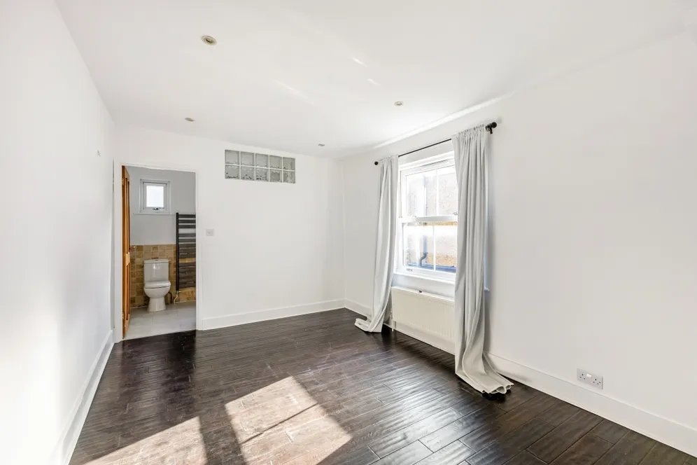 Devonshire Road London W4 photo 7