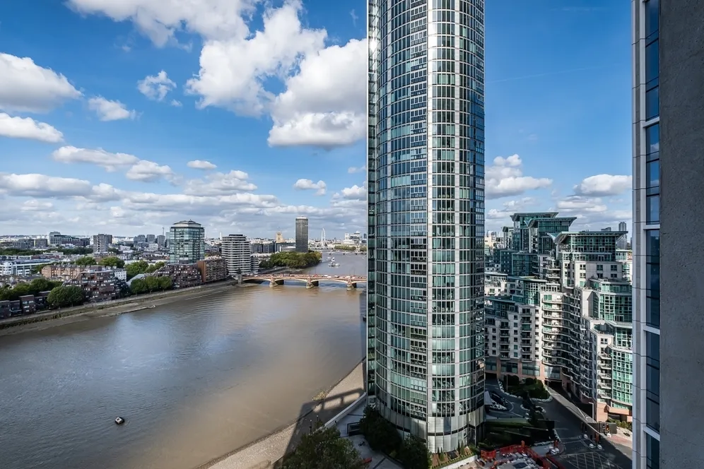 Oak Lane Nine Elms SW8 photo 24