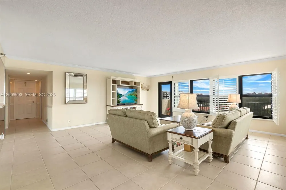 3200 Port Royale Dr N, Fort Lauderdale, FL 33308