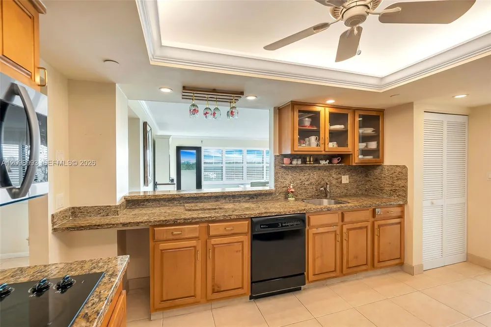 3200 Port Royale Dr N, Fort Lauderdale, FL 33308
