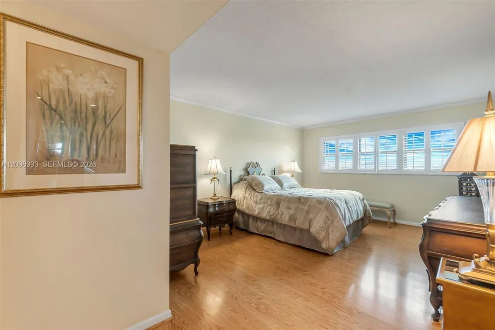 3200 Port Royale Dr N, Fort Lauderdale, FL 33308