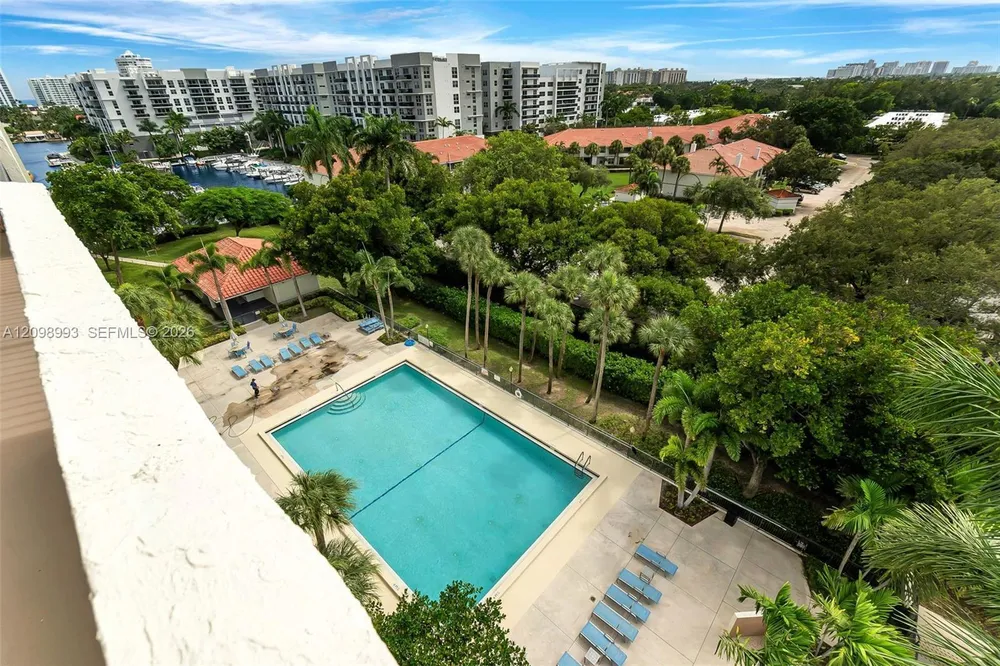 3200 Port Royale Dr N, Fort Lauderdale, FL 33308