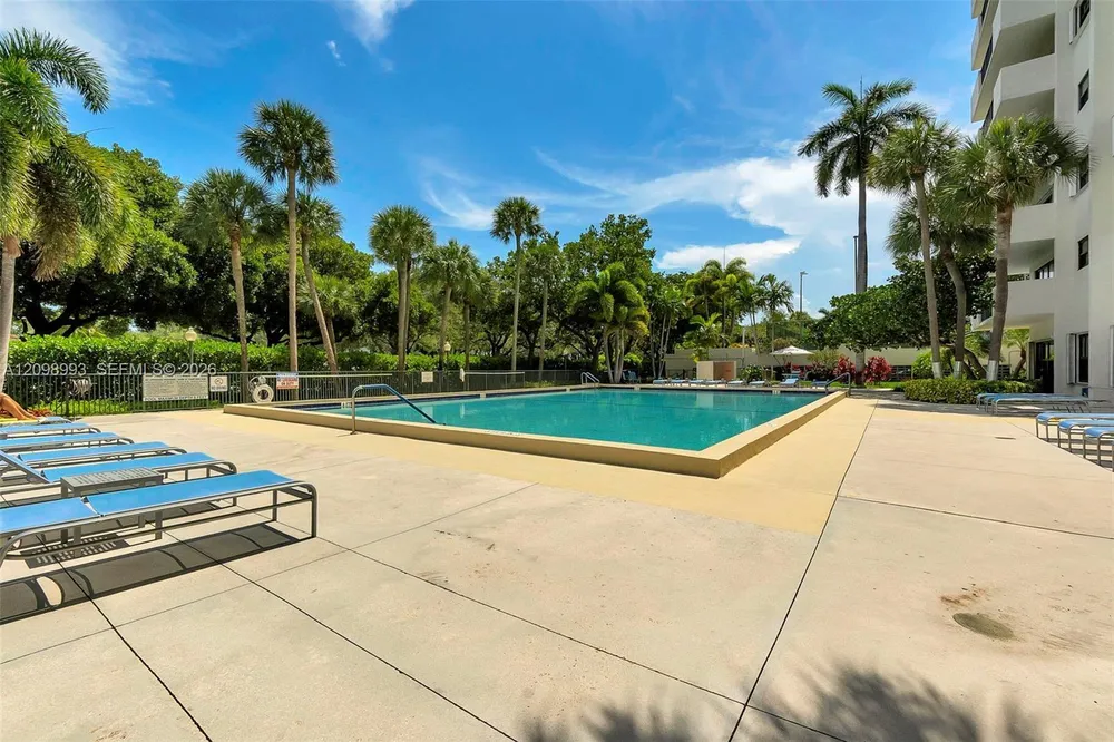 3200 Port Royale Dr N, Fort Lauderdale, FL 33308