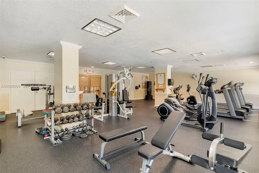 3200 Port Royale Dr N, Fort Lauderdale, FL 33308