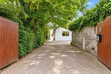 Beechfield, Newton Toney, Salisbury