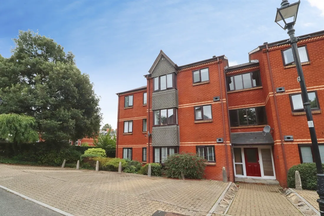 Property photo 1