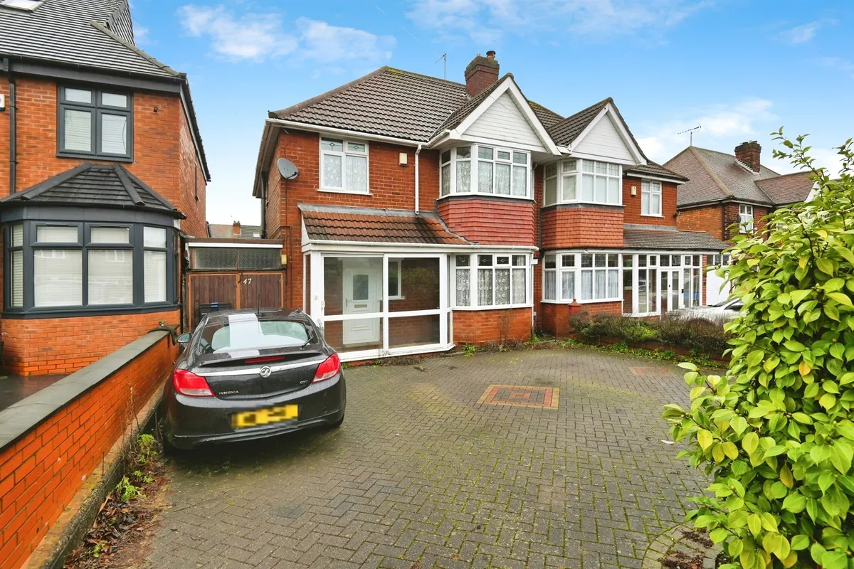 Sandhurst Avenue, Birmingham
