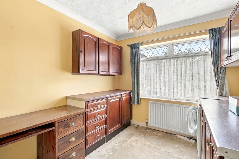 Property carousel item 12
