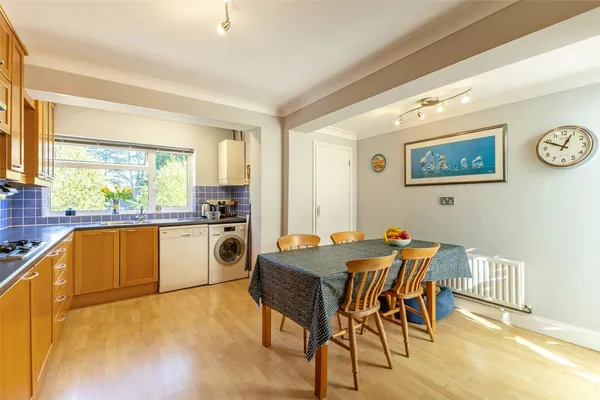 Elmleigh, Midhurst, GU29 photo 5