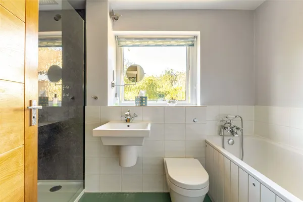 Elmleigh, Midhurst, GU29 photo 8