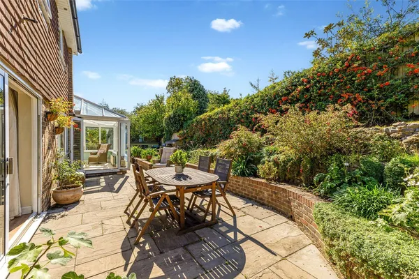 Elmleigh, Midhurst, GU29 photo 9