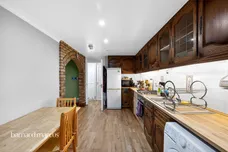 Lausanne Road, London
