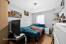 Lausanne Road, London