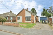 Potters Bar, DEREHAM