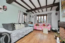 Potters Bar, DEREHAM