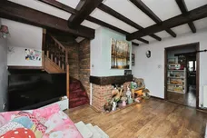 Potters Bar, DEREHAM