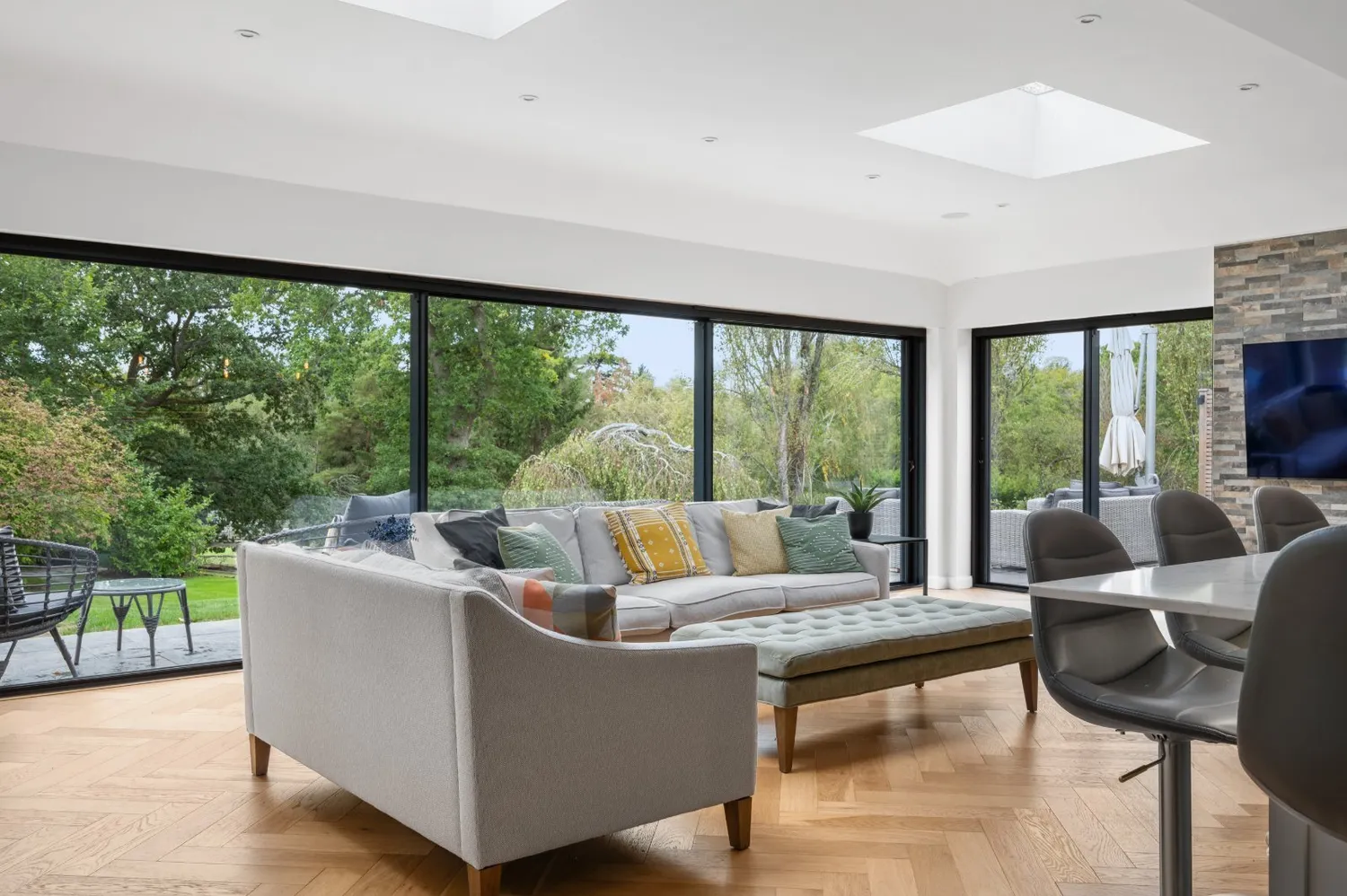 Warden Court, Cuckfield, RH17 photo 5