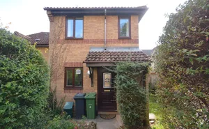 Garland Close, Exeter, Devon, EX4 photo