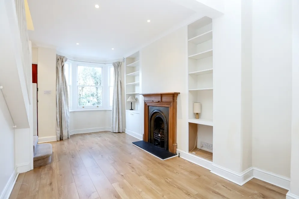 Sandycombe Road, Richmond TW9 photo 2