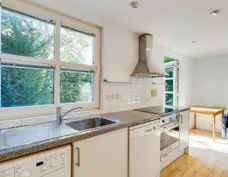 Princes Court, Rotherhithe, SE16 photo 3