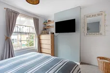 Camden Place Bourne End SL8 photo 7