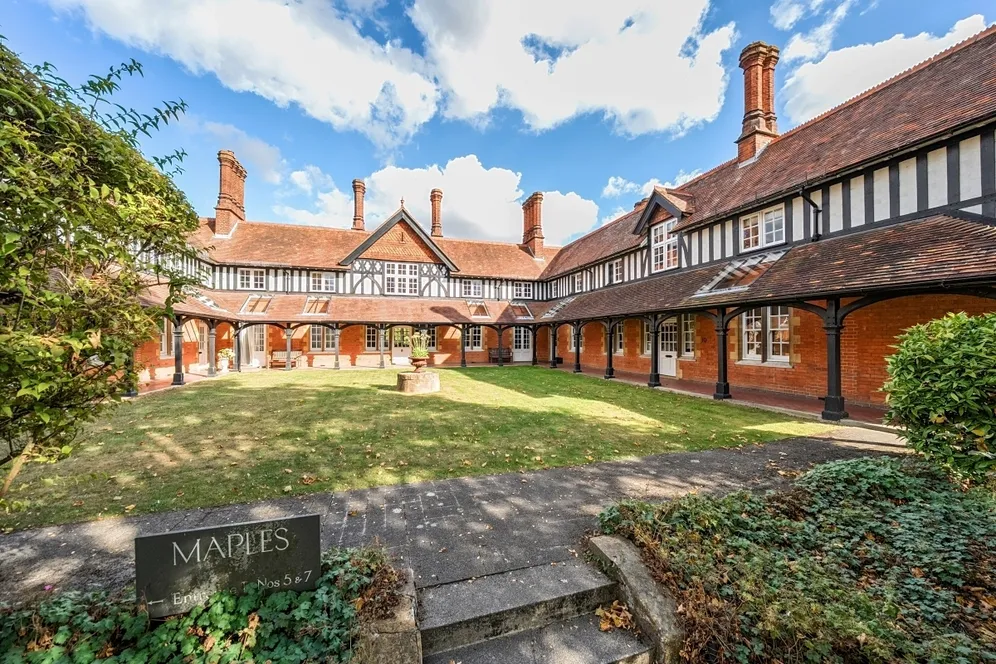 Clarence Road Harpenden AL5 photo 9