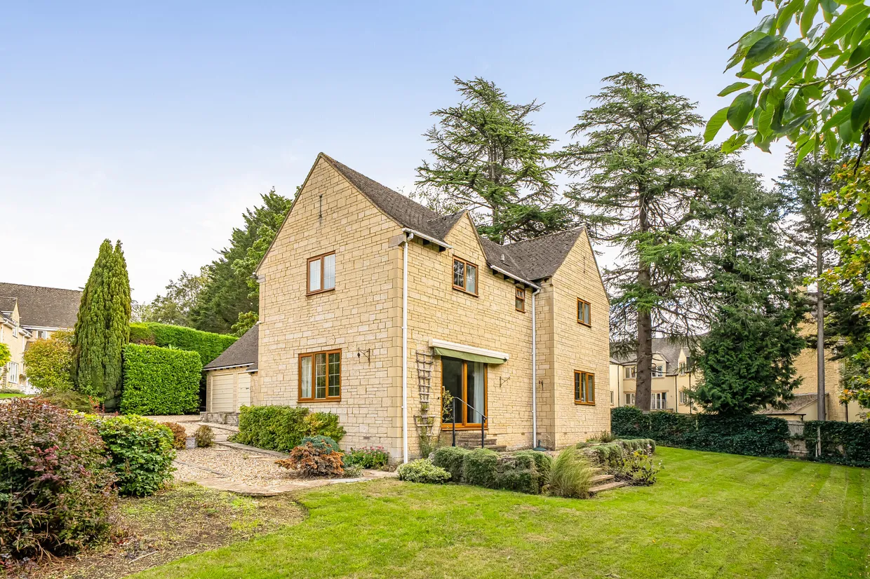 Stratton, Cirencester, GL7 photo 1