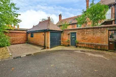 Hawthornden Manor, Uttoxeter