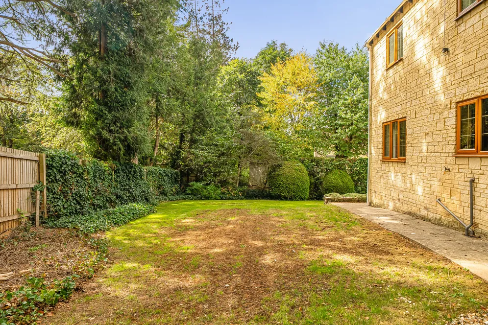Stratton, Cirencester, GL7 photo 19