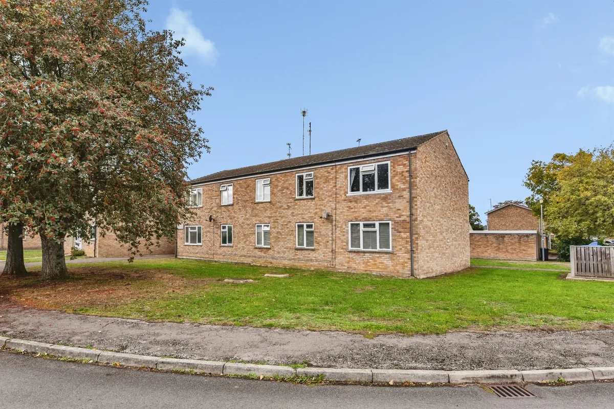 Pound Close, Lyneham, Chippenham - 2 bedroom apartment - Sequence