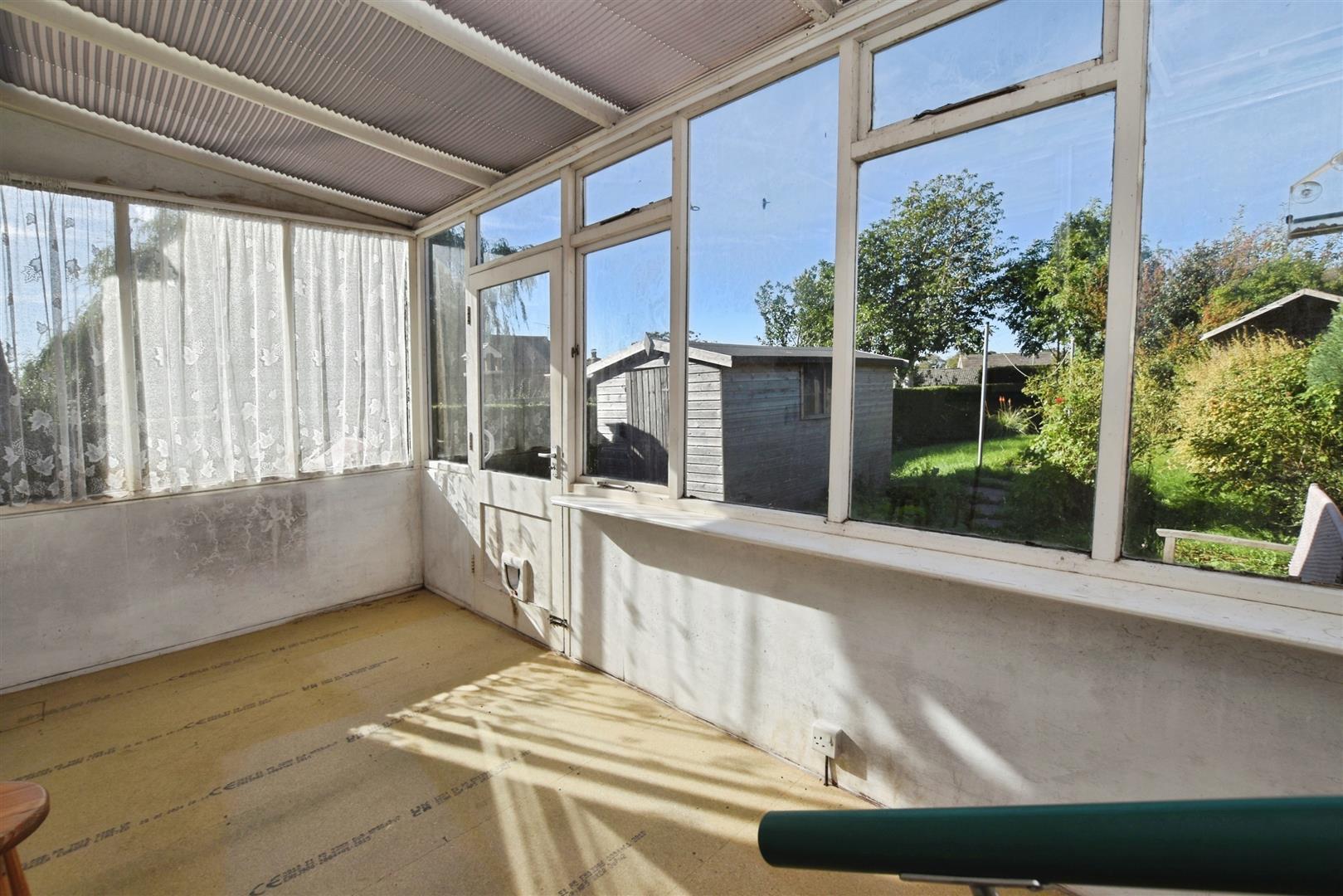 Chichester Bungalows, Sproatley Image 8