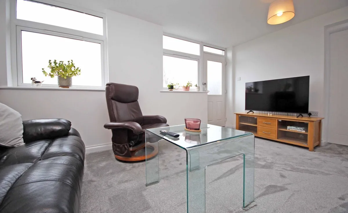 Llwyn Hudol, Bangor, Gwynedd, LL57