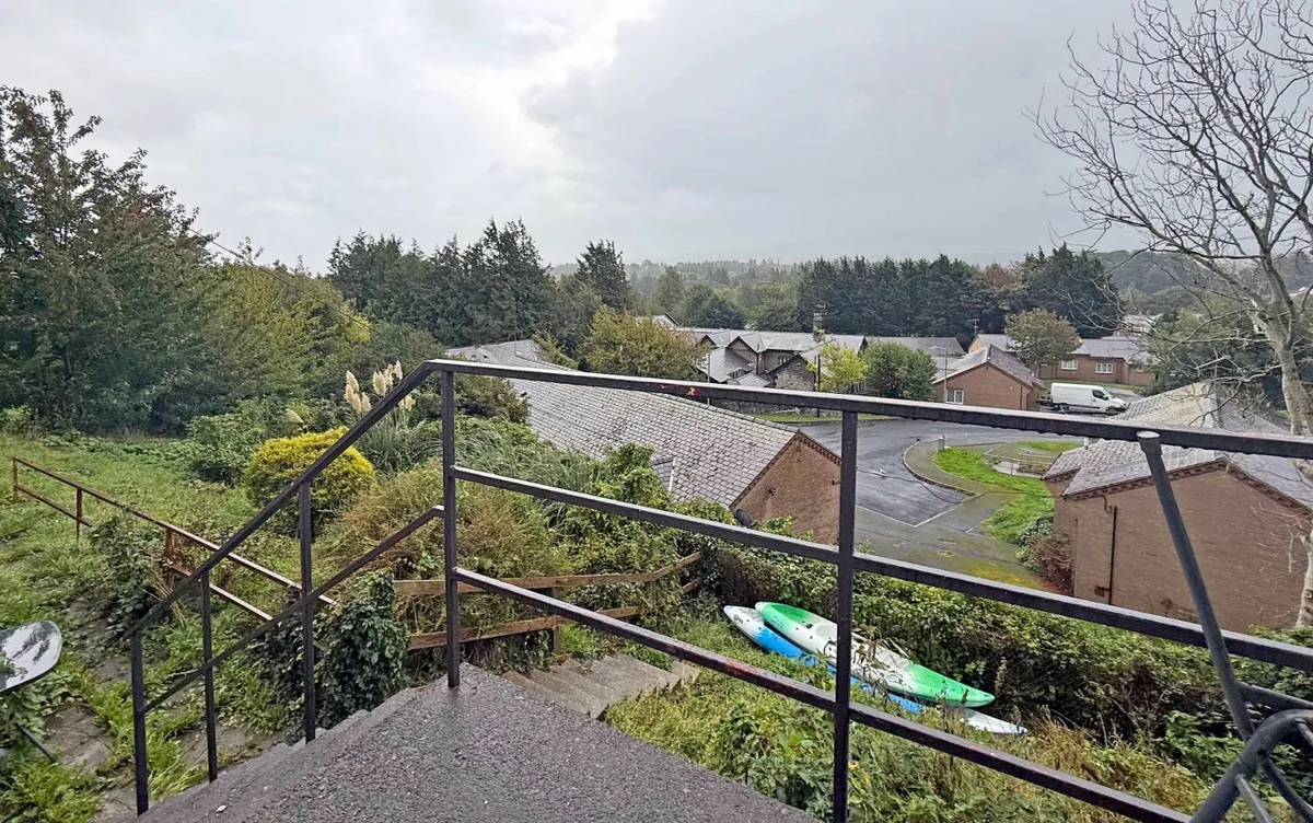 Llwyn Hudol, Bangor, Gwynedd, LL57
