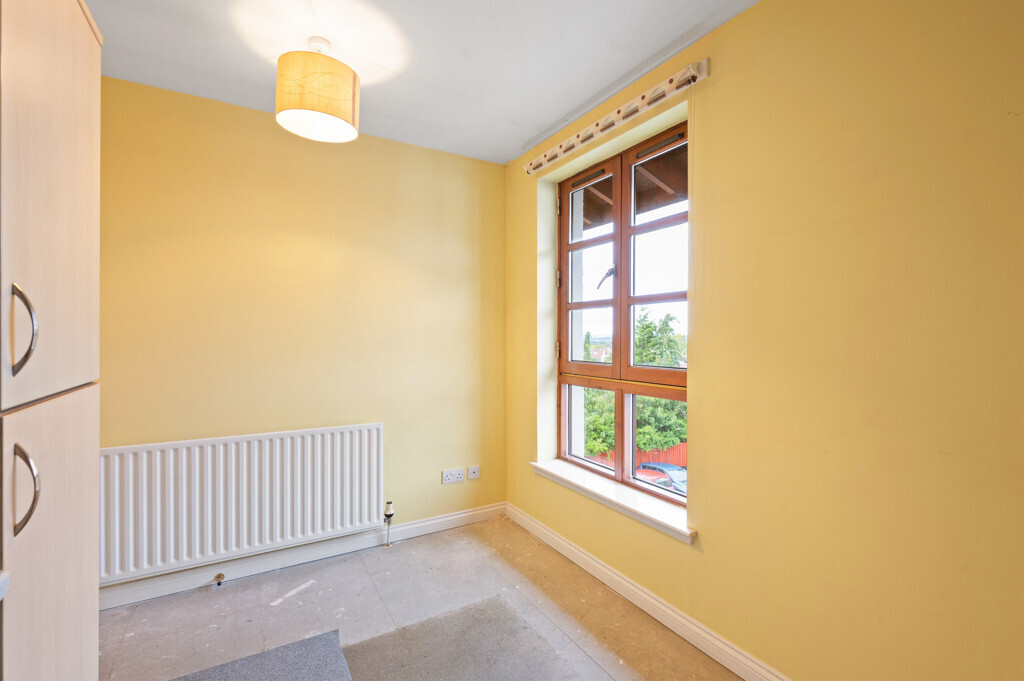 4 (Flat 3) Kingsknowe Park, Kingsknowe, Edinburgh, EH14 2JQ Image 9