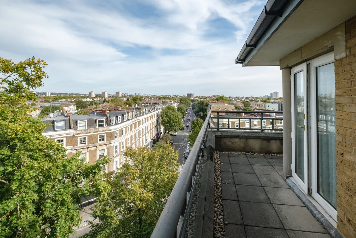 Admiral Walk, London, W9 photo 2