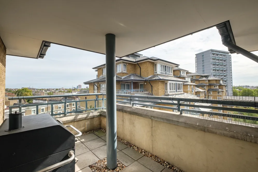 Admiral Walk, London, W9 photo 25